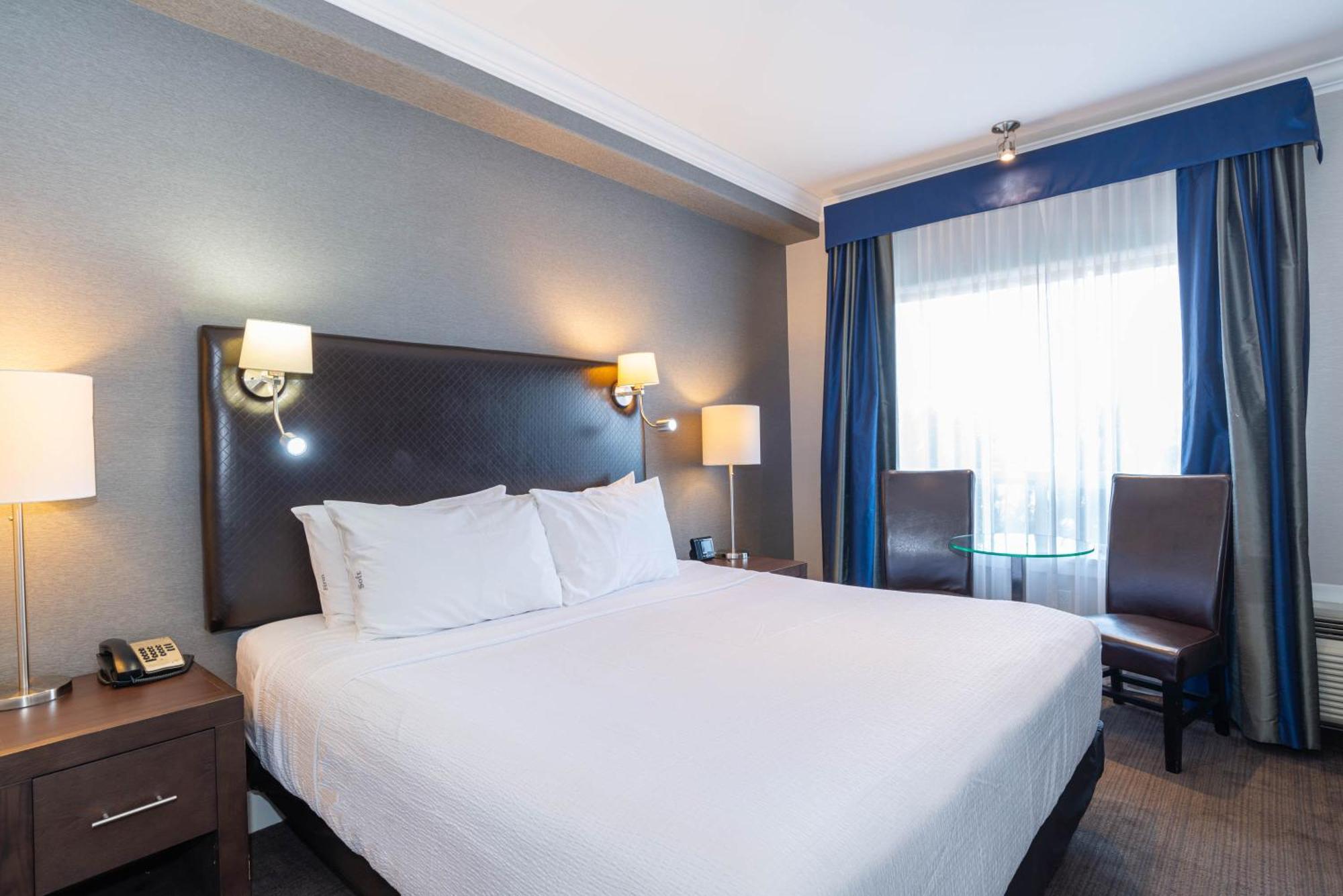 Sandman Signature Edmonton South Hotel Esterno foto